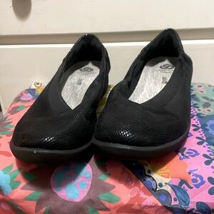 Clarks cloud steppers dress slip on shoes